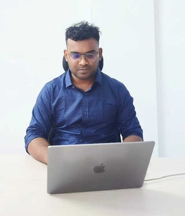 সুব্রত দাস, Subromart-এর প্রতিষ্ঠাতা